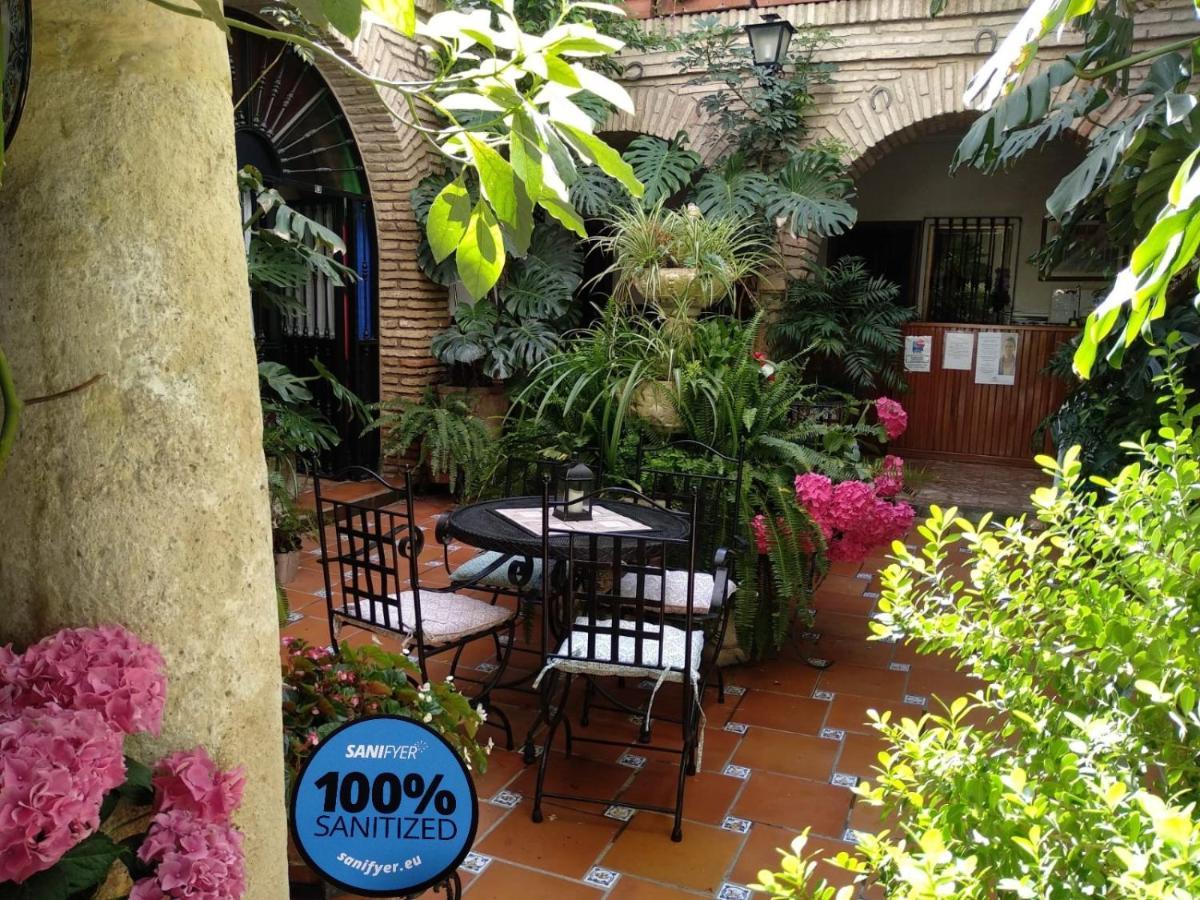 Pension Los Arcos Cordoba Exterior photo