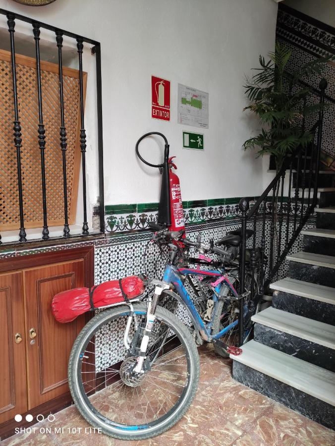 Pension Los Arcos Cordoba Exterior photo